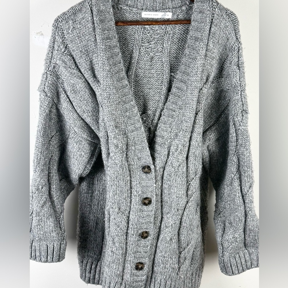 Altered State Chunky Cable Knit Cardigan Gray Oversized Women Cozy Fall Size Med